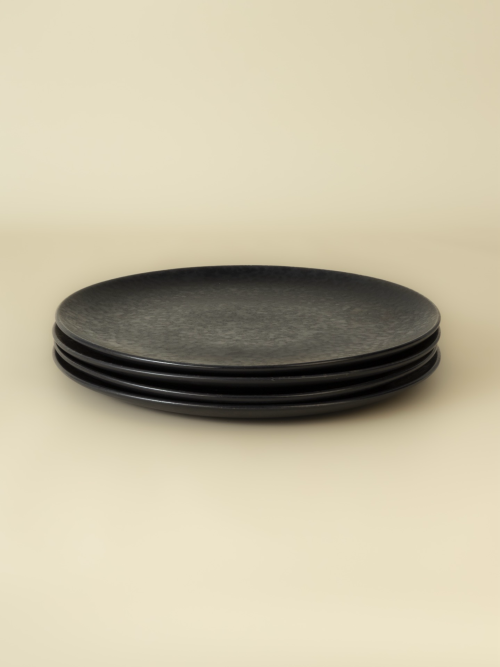 Plato llano - Black Stone